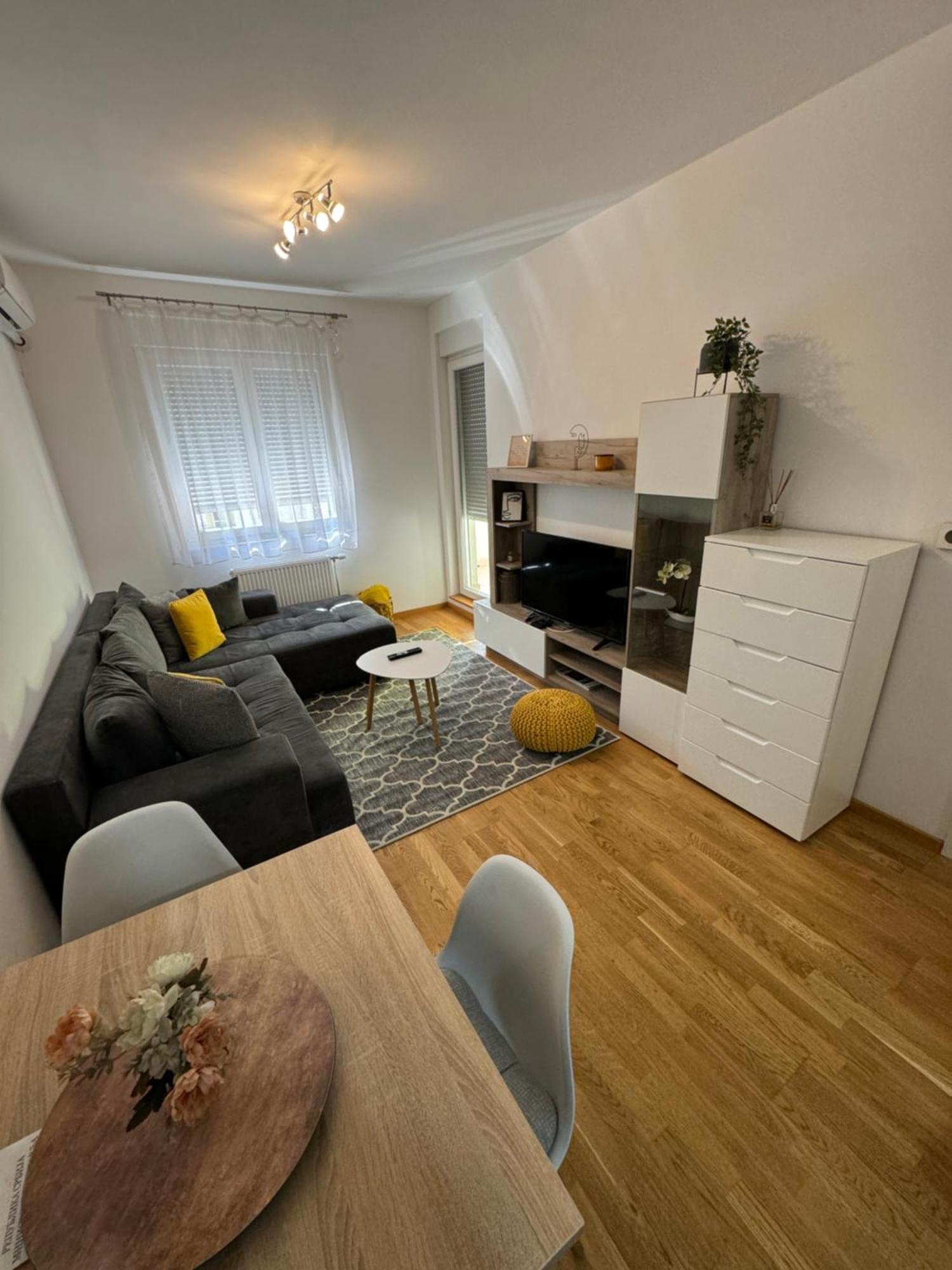 Novi Sad Apartman Διαμέρισμα Εξωτερικό φωτογραφία